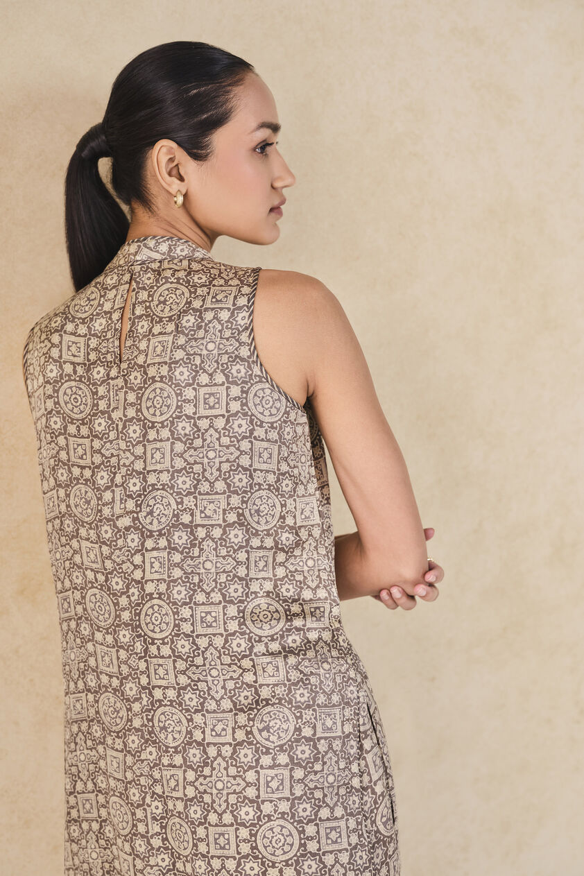 Serrano Handcrafted Ajrakh Silk Co-ord - Grey, Grey, image 6